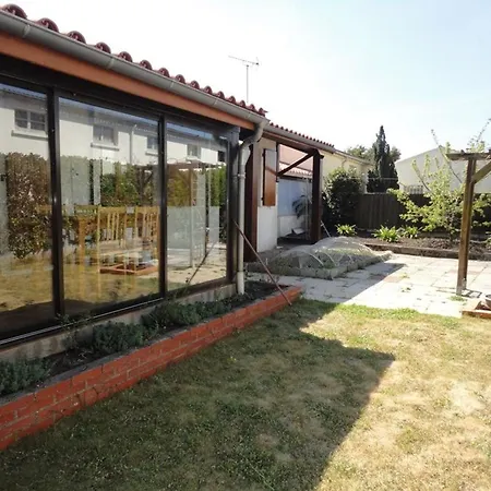 Maison Calme 2 Chambres, Proche Et Commerces, Equipee, Animaux Acceptes, 4 Pers. - Fr-1-777-3 בית נופש