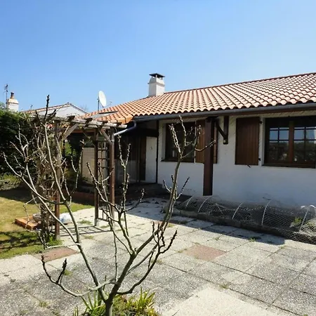 Holiday home Maison Calme 2 Chambres, Proche Et Commerces, Equipee, Animaux Acceptes, 4 Pers. - Fr-1-777-3 Saint-Jean-de-Monts