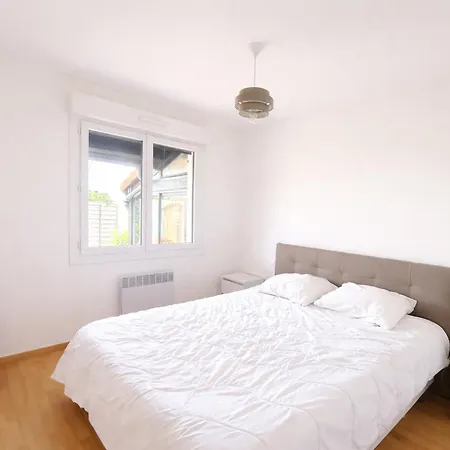 Maison Calme 2 Chambres, Proche Et Commerces, Equipee, Animaux Acceptes, 4 Pers. - Fr-1-777-3 Holiday home